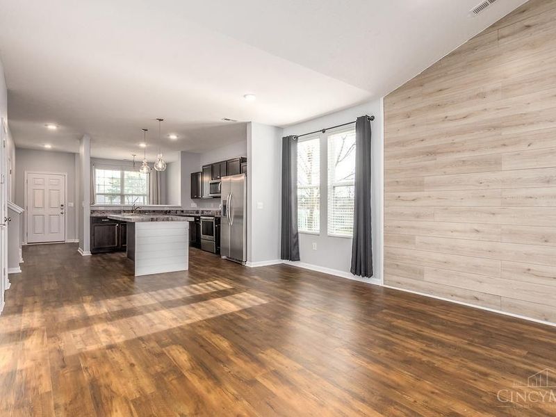 2063 E Seymour Avenue, Cincinnati, OH 45237 Photo 14