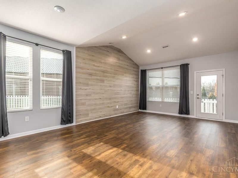 2063 E Seymour Avenue, Cincinnati, OH 45237 Photo 15