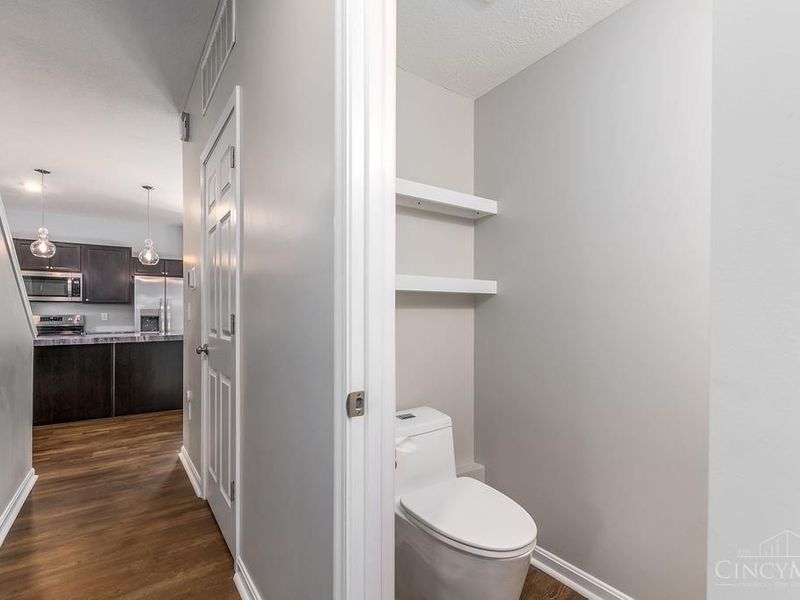 2063 E Seymour Avenue, Cincinnati, OH 45237 Photo 18