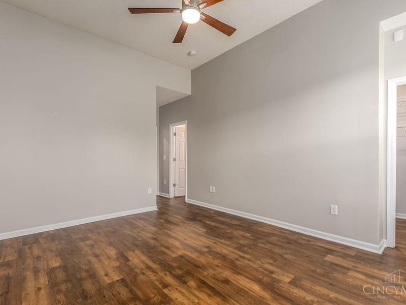 2063 E Seymour Avenue, Cincinnati, OH 45237 Photo 22