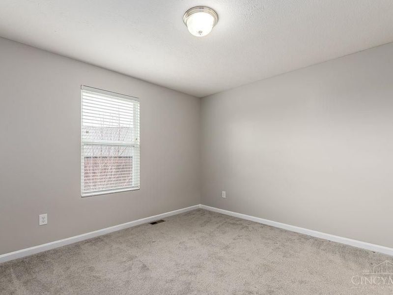 2063 E Seymour Avenue, Cincinnati, OH 45237 Photo 28