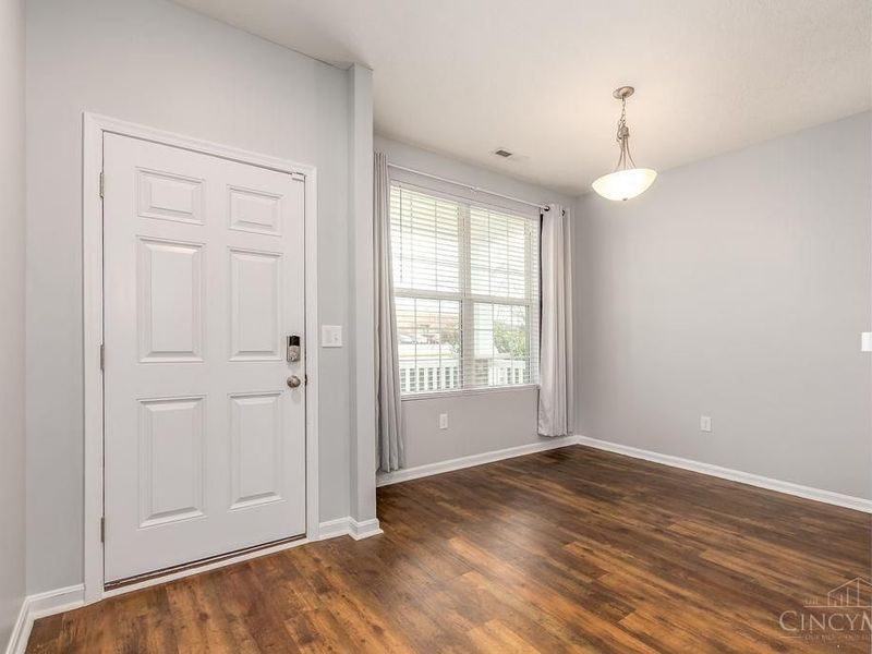 2063 E Seymour Avenue, Cincinnati, OH 45237 Photo 5