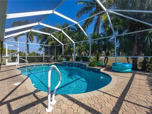 3327 SW 26th AVE, CAPE CORAL, FL 33914