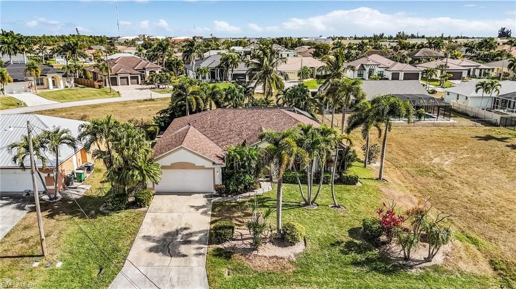 3327 SW 26th Ave, Cape Coral, FL 33914 Photo