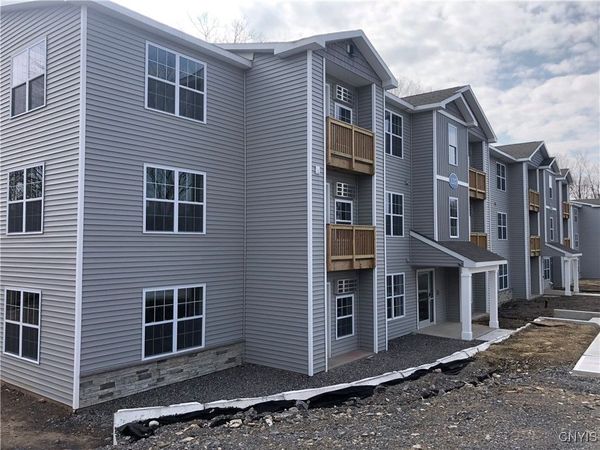 1217 Tulip Street , Unit 128, Liverpool, NY 13090