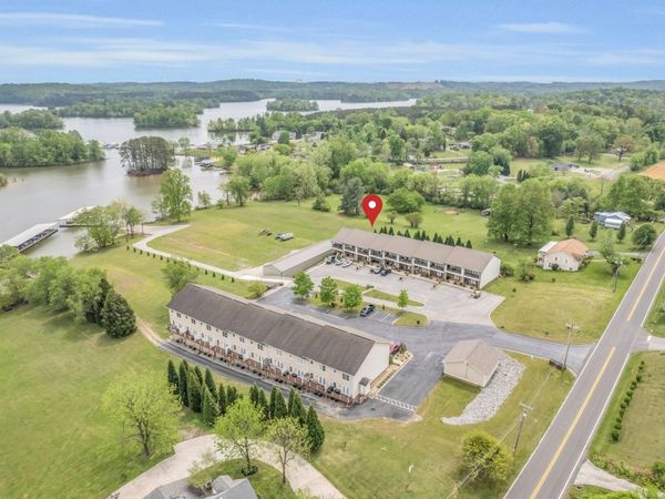 1255 New Lake Road, Unit 27, Spring City, TN 37381