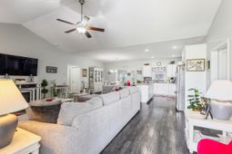 116 Olympus Ln. photo 4