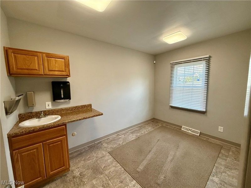 2894 Center Road, Poland, OH 44514 Photo 19