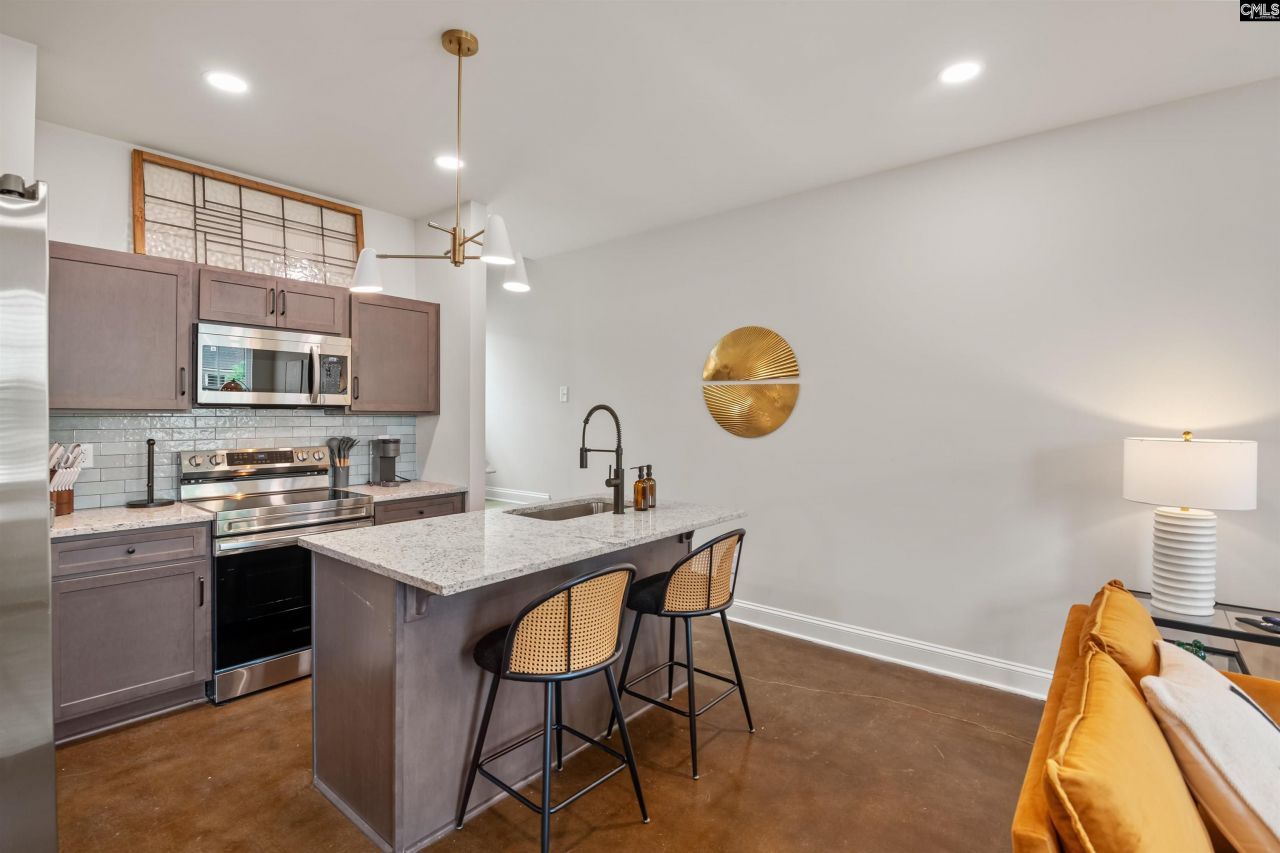 2518 Laurel Street  Photo 16