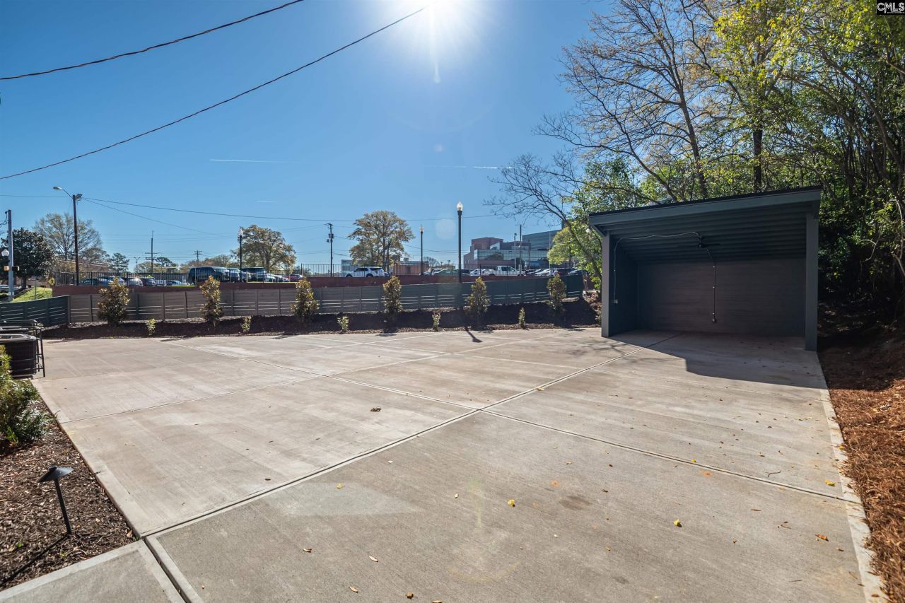 2518 Laurel Street  Photo 24