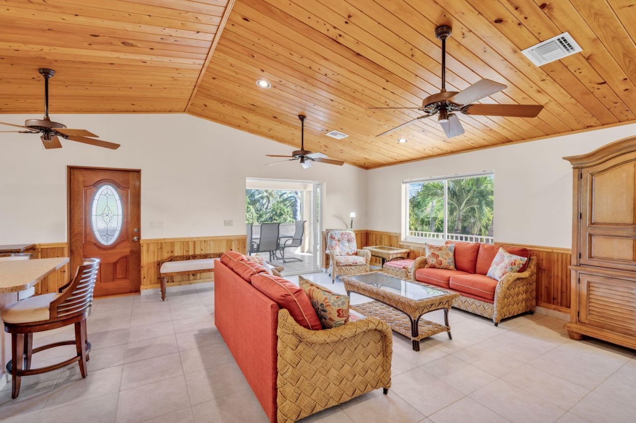 108 Jamaica Street, Duck, FL 33050 Photo