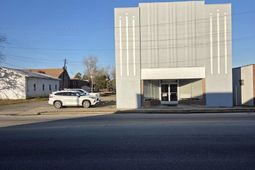 109 East Main St.  photo 4