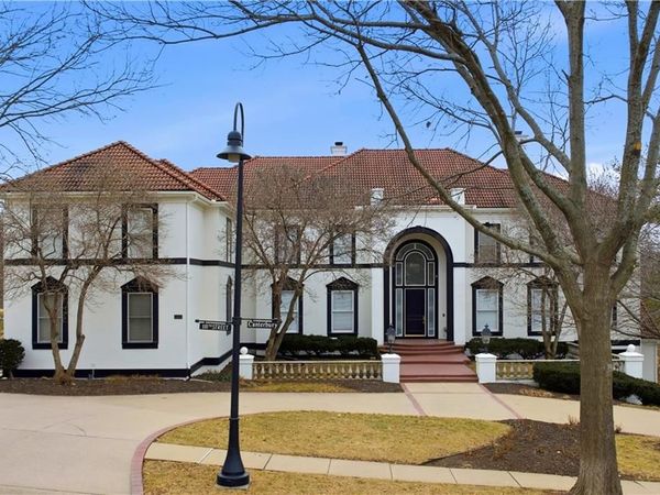 3109 W 118th Street, Leawood, KS 66211