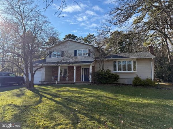 4 CAMBRIDGE COURT, TOMS RIVER, NJ 08753