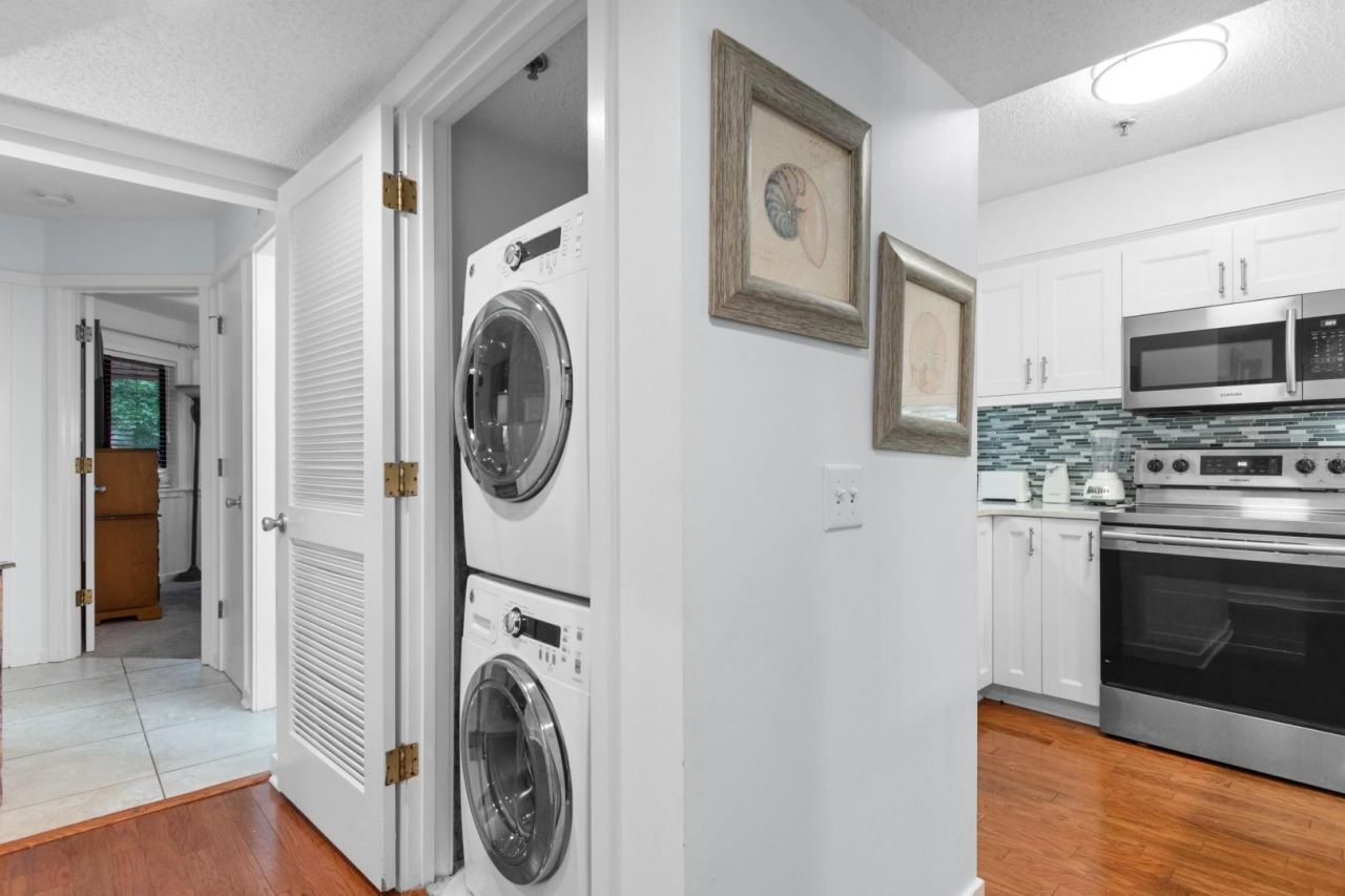 180 Rothbury Circle Photo 24