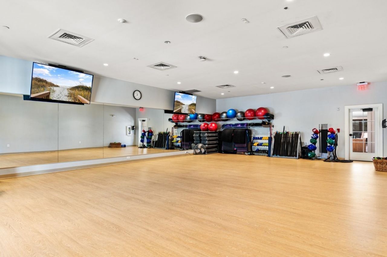 180 Rothbury Circle Photo 34