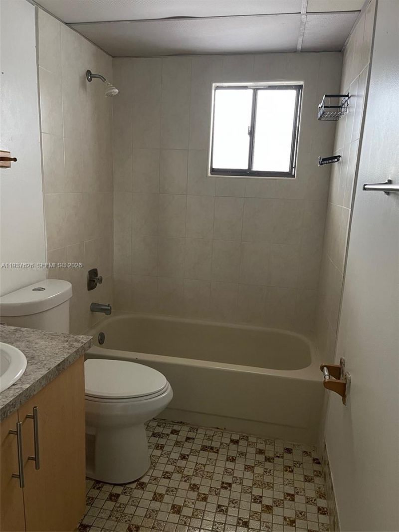 8420 SW 133rd Ave Rd, Unit 308, Miami, FL 33183 Photo