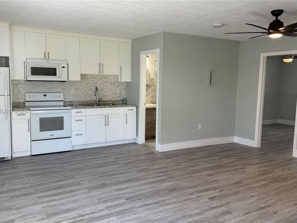 220 NW 12th St , Unit 1, Pompano Beach, FL 33060