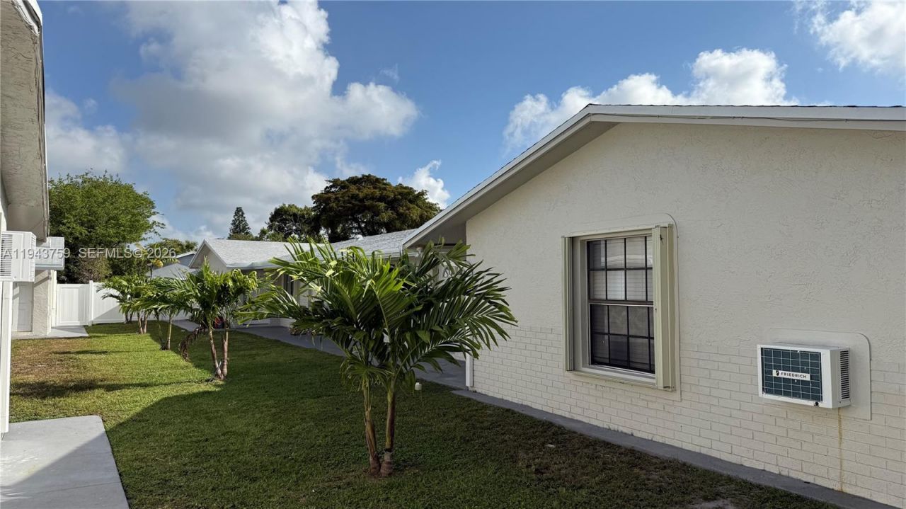 220 NW 12th St, Unit 1, Pompano Beach, FL 33060 Photo