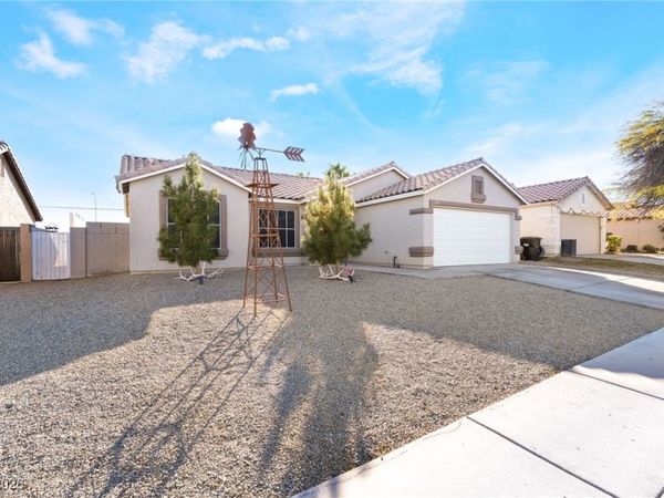 117 Honey Locust Drive, North Las Vegas, NV 89031