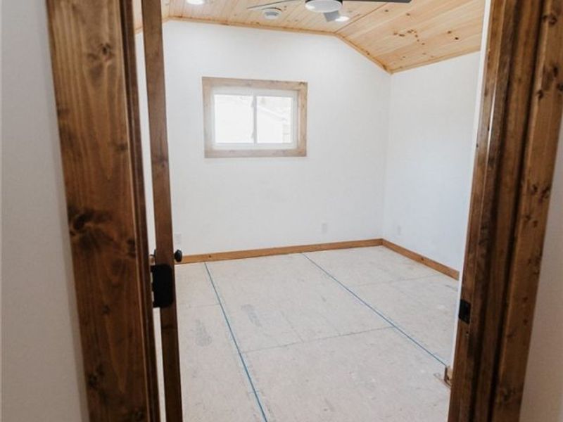 245 South Street, Quaker City, OH 43773 Photo 32