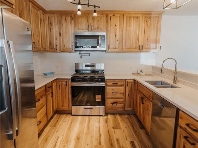 245 South Street, Quaker City, OH 43773 Photo 5