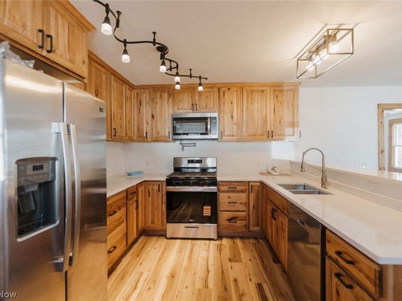 245 South Street, Quaker City, OH 43773 Photo 6