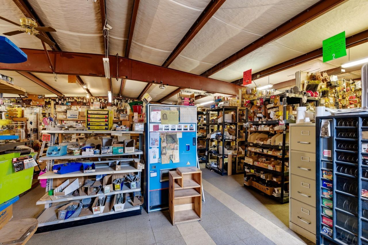 7812 Highway 701 South Photo 5