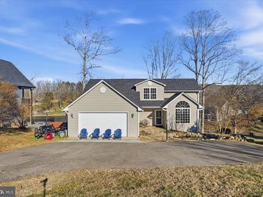 1970 MOREWOOD ROAD, HARDY, VA 24101