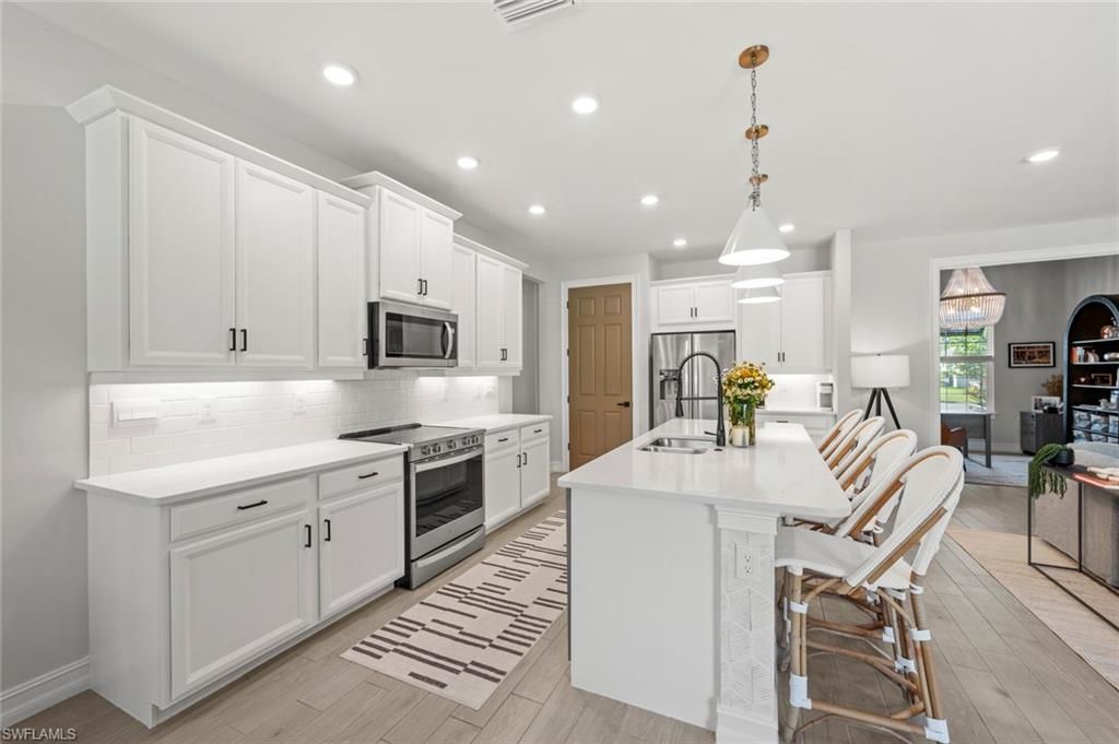 10581 Woodchuck Ln, Bonita Springs, FL 34135 Photo