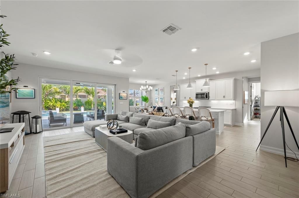 10581 Woodchuck Ln, Bonita Springs, FL 34135 Photo