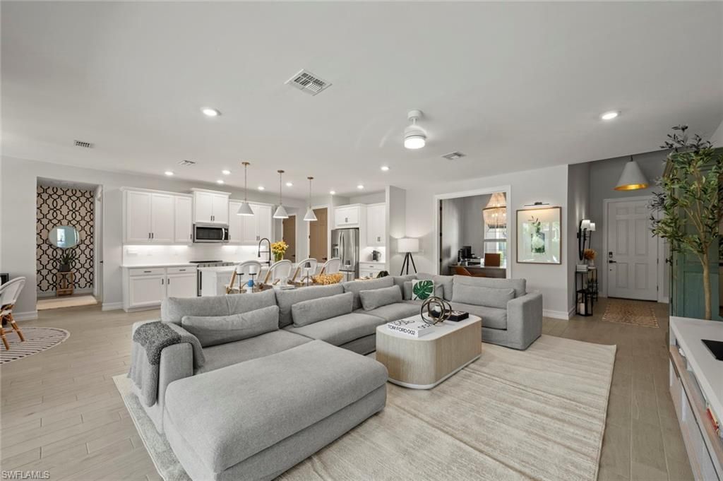 10581 Woodchuck Ln, Bonita Springs, FL 34135 Photo