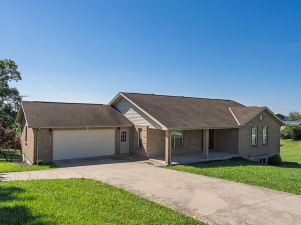 6477 W State Highway 22, Falmouth, KY 41040