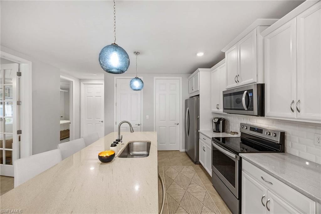 14610 Edgewater Cir, Naples, FL 34114 Photo