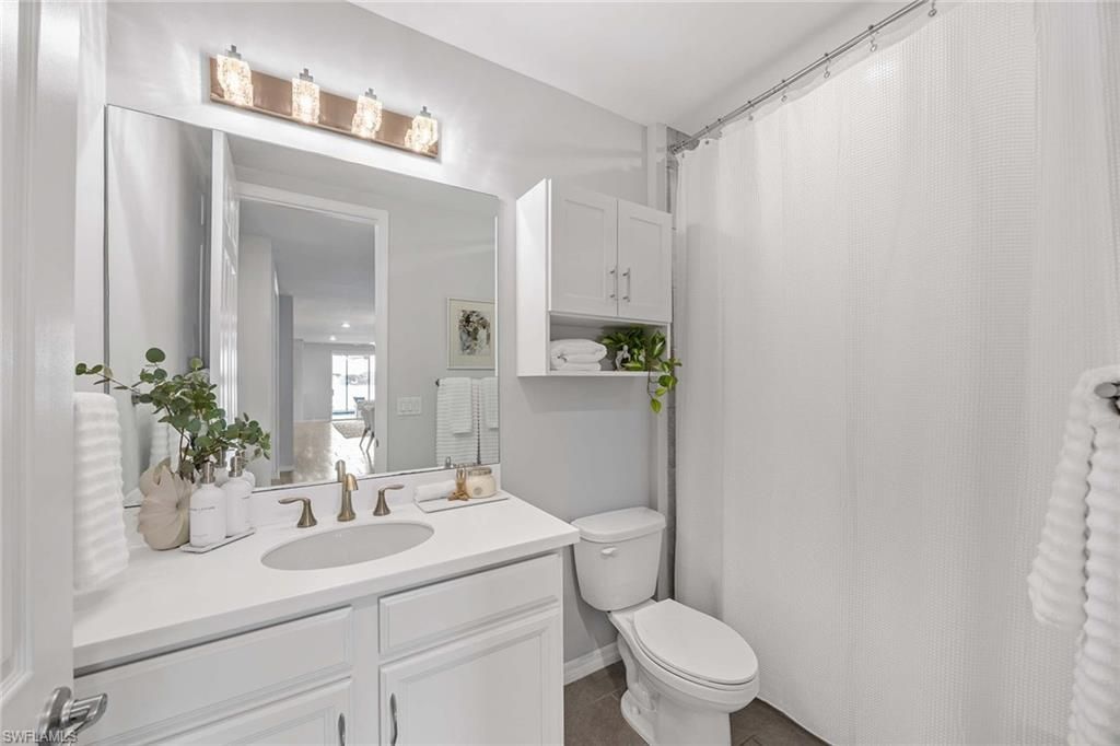14610 Edgewater Cir, Naples, FL 34114 Photo