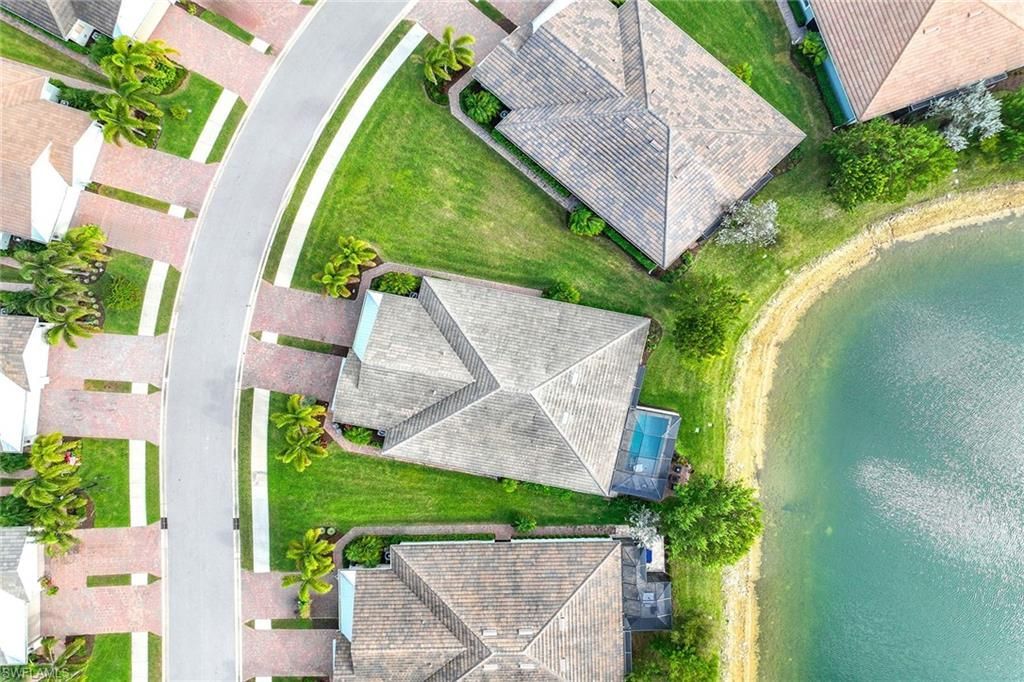 14610 Edgewater Cir, Naples, FL 34114 Photo