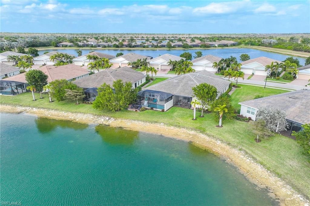 14610 Edgewater Cir, Naples, FL 34114 Photo