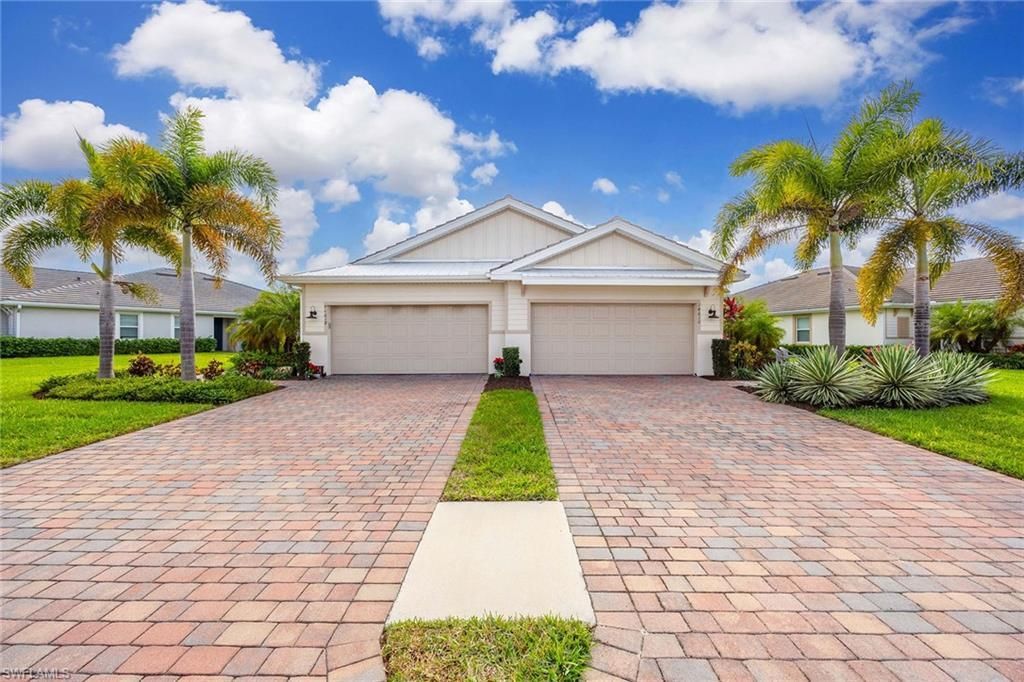 14610 Edgewater Cir, Naples, FL 34114 Photo