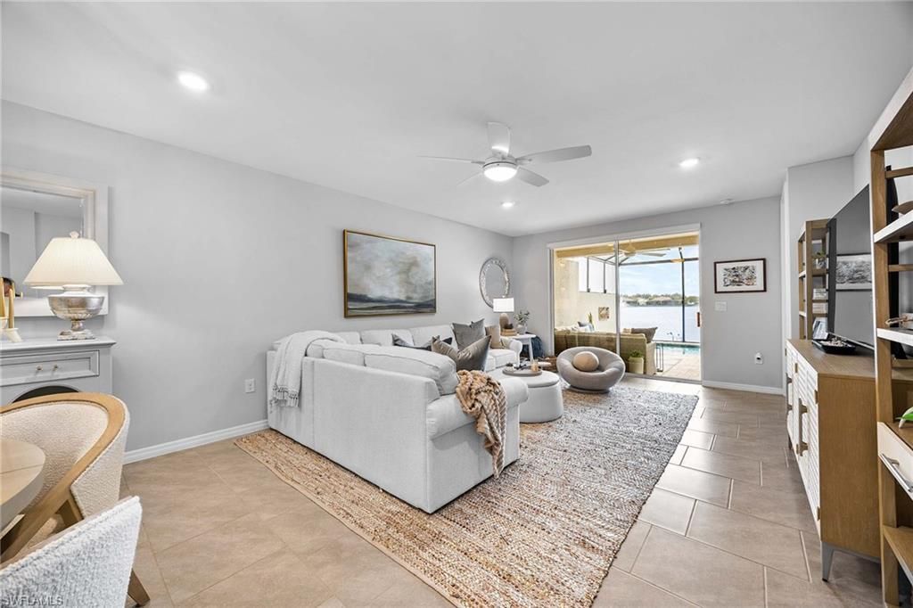 14610 Edgewater Cir, Naples, FL 34114 Photo