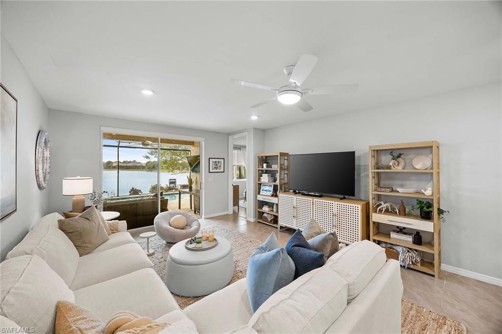 14610 Edgewater Cir, Naples, FL 34114 Photo