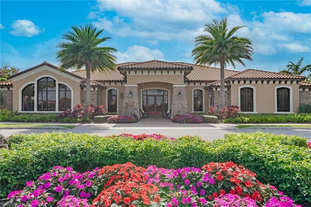 8111 Calle Canovas St, Naples, FL 34114 Photo