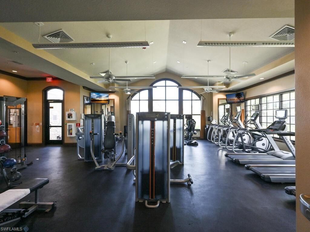 8111 Calle Canovas St, Naples, FL 34114 Photo