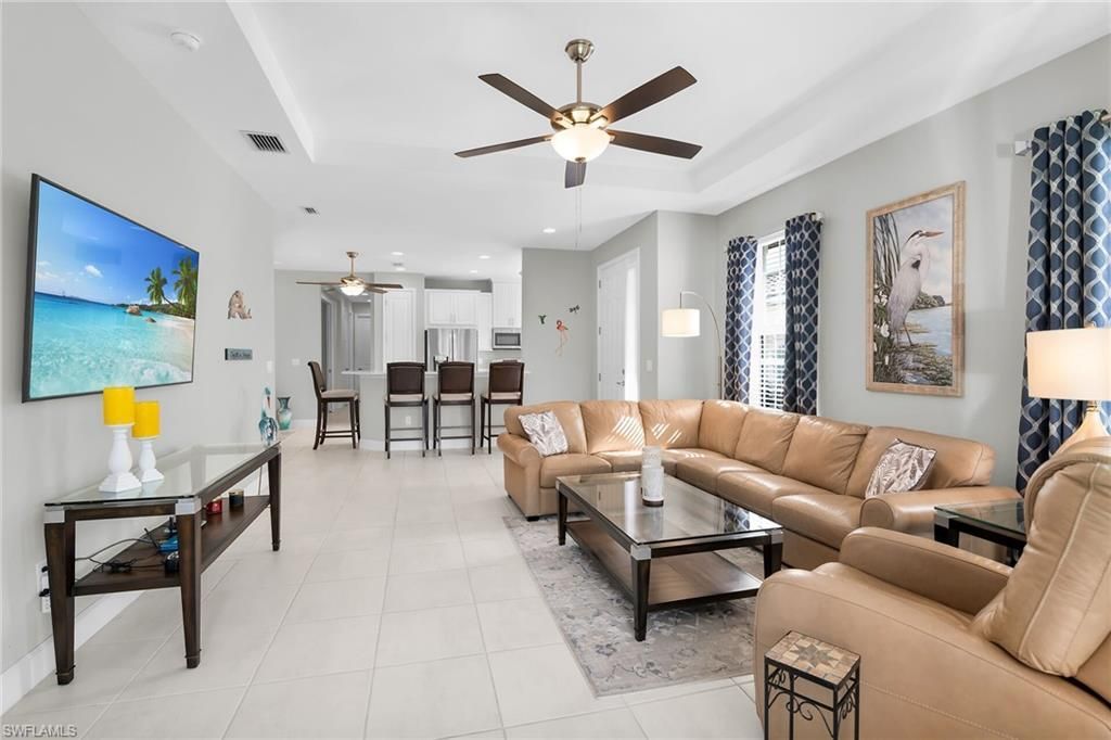8111 Calle Canovas St, Naples, FL 34114 Photo
