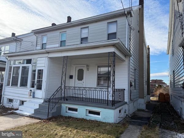 28 S 2ND STREET, FRACKVILLE, PA 17931