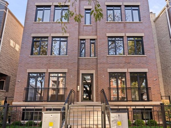 3036 N Sheffield Avenue, Unit 1S, Chicago, IL 60657