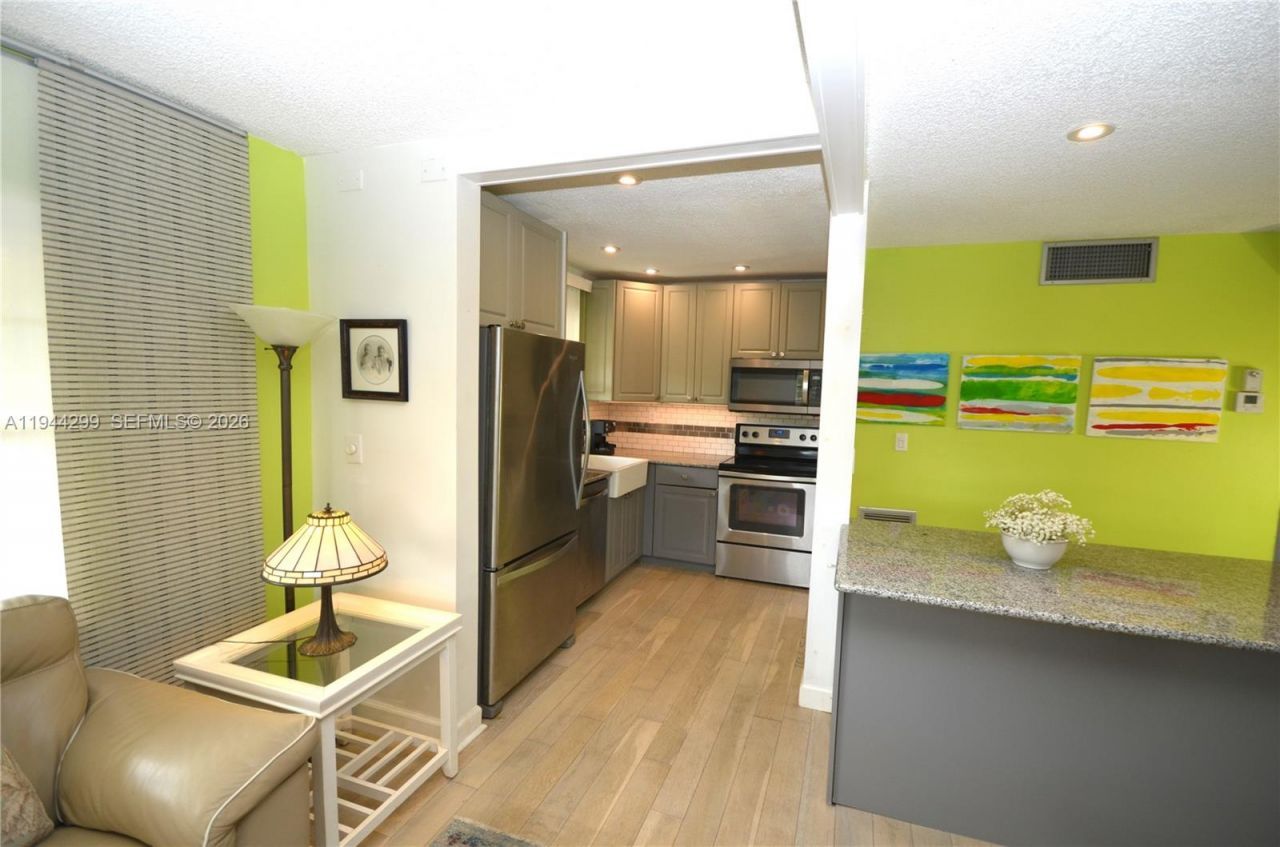 5180 E Sabal Palm Blvd , Unit 340, Tamarac, FL 33319 Photo