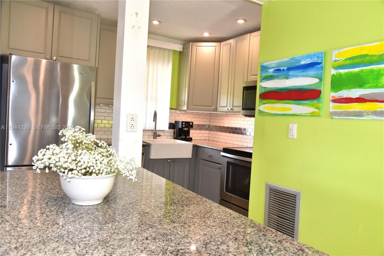 5180 E Sabal Palm Blvd , Unit 340, Tamarac, FL 33319 Photo