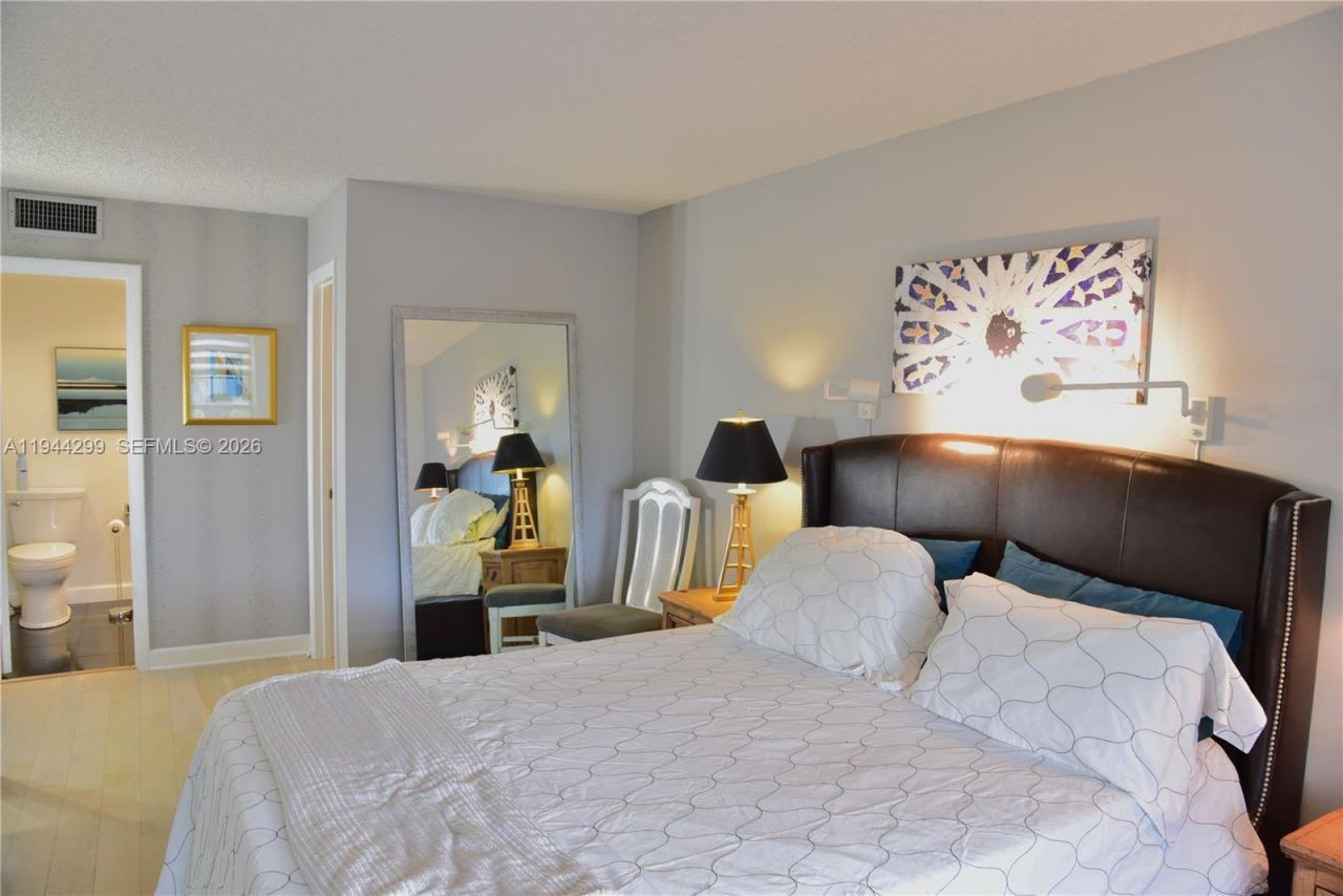 5180 E Sabal Palm Blvd , Unit 340, Tamarac, FL 33319 Photo