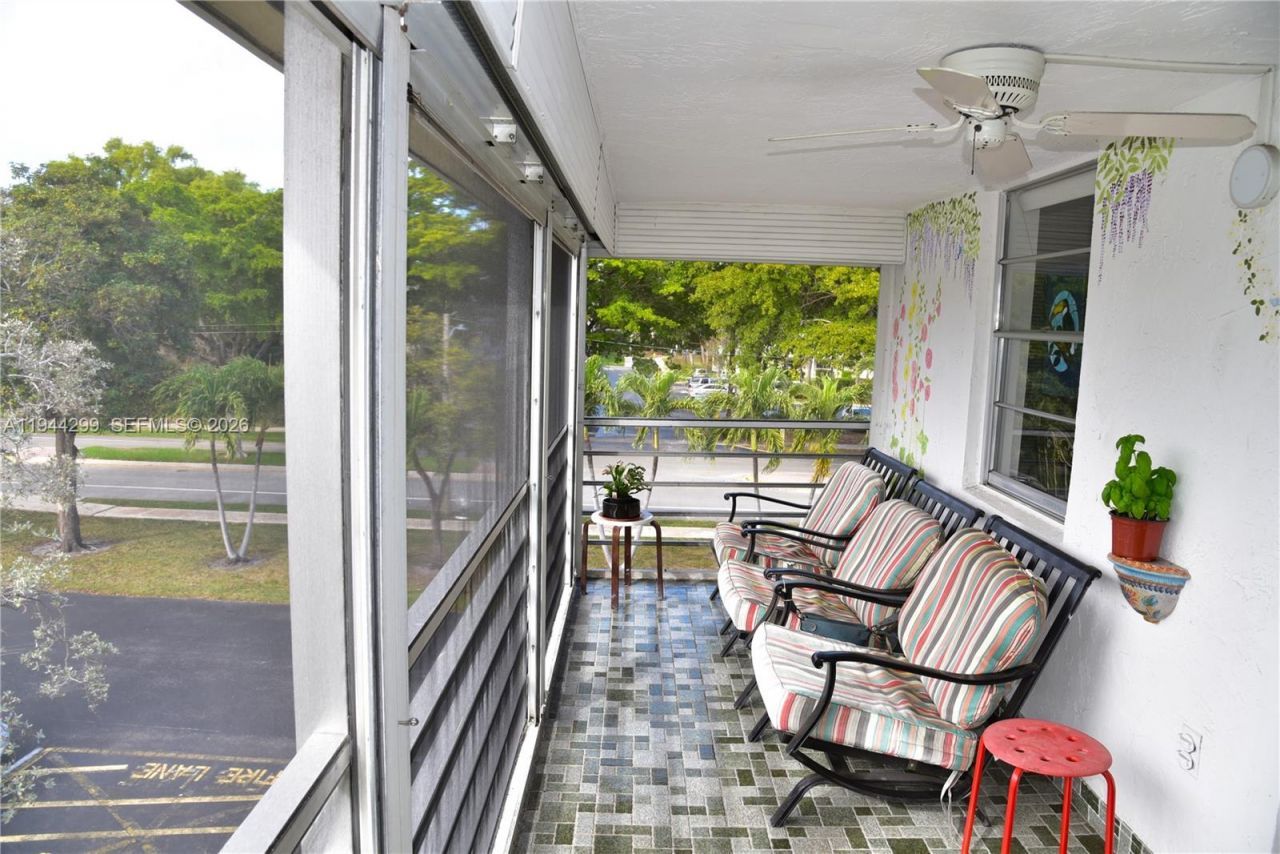 5180 E Sabal Palm Blvd , Unit 340, Tamarac, FL 33319 Photo