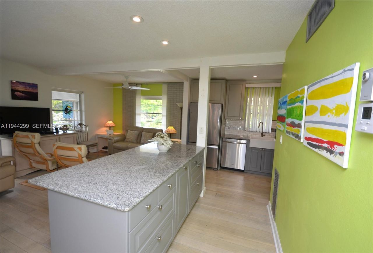 5180 E Sabal Palm Blvd , Unit 340, Tamarac, FL 33319 Photo